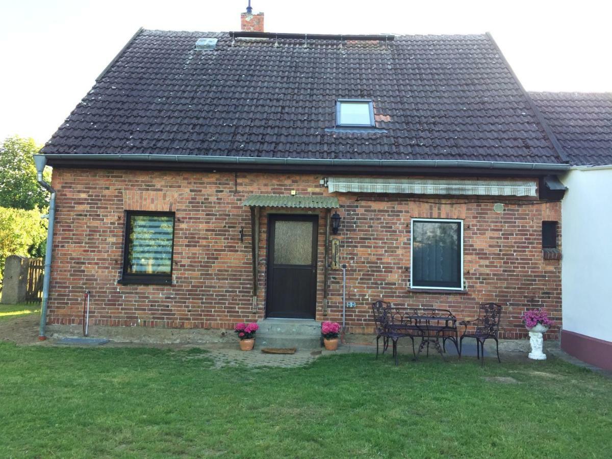 Ferienhaus Biene Wartin Ngoại thất bức ảnh